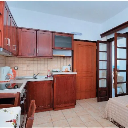 Achinos And Maisonettes Apartment